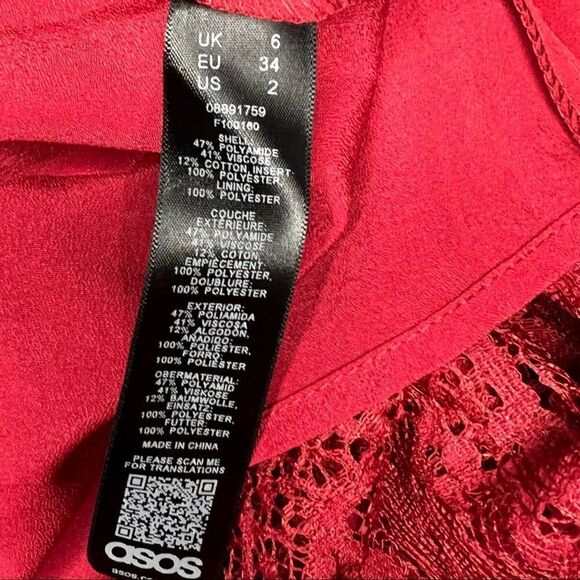 ASOS DESIGN long sleeve midi dress in lace with circle trim details in berry - Picture 8 of 10